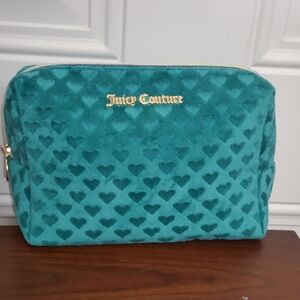 Juicy Couture Large green velvet like New make up bag